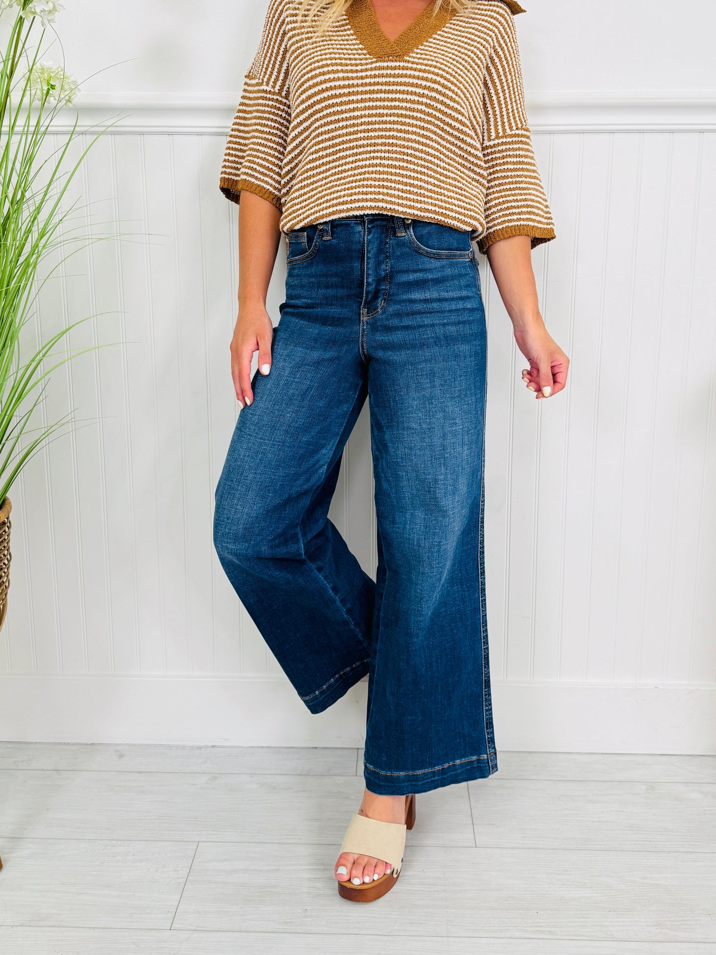 Judy Blue Set The Standard Tummy Control Ankle Wide Jeans