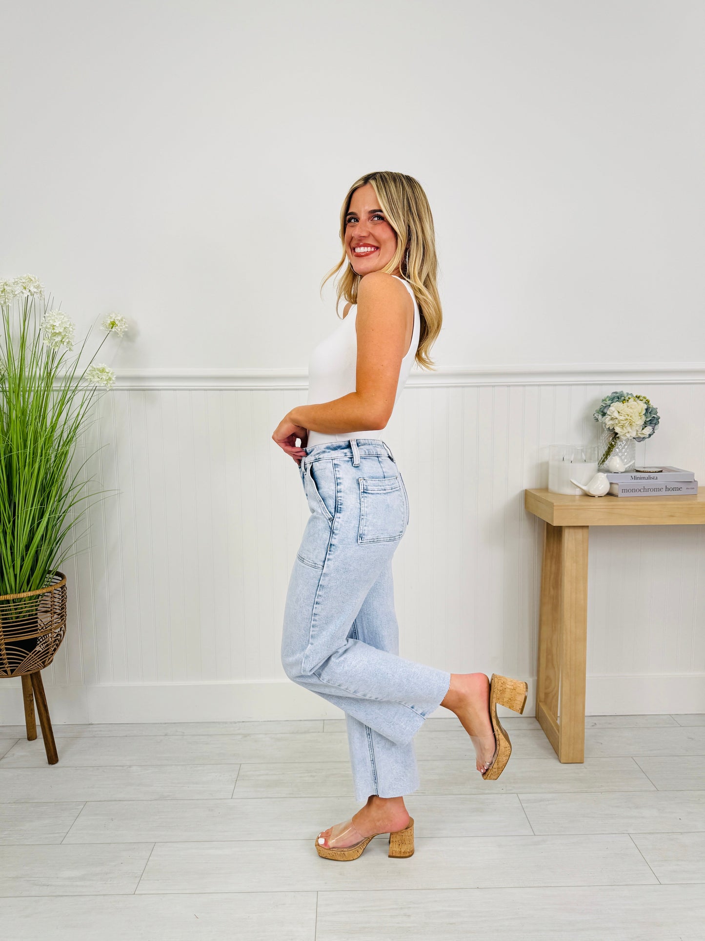 Current Crush Cropped Wide Leg Tummy Control Jeans
