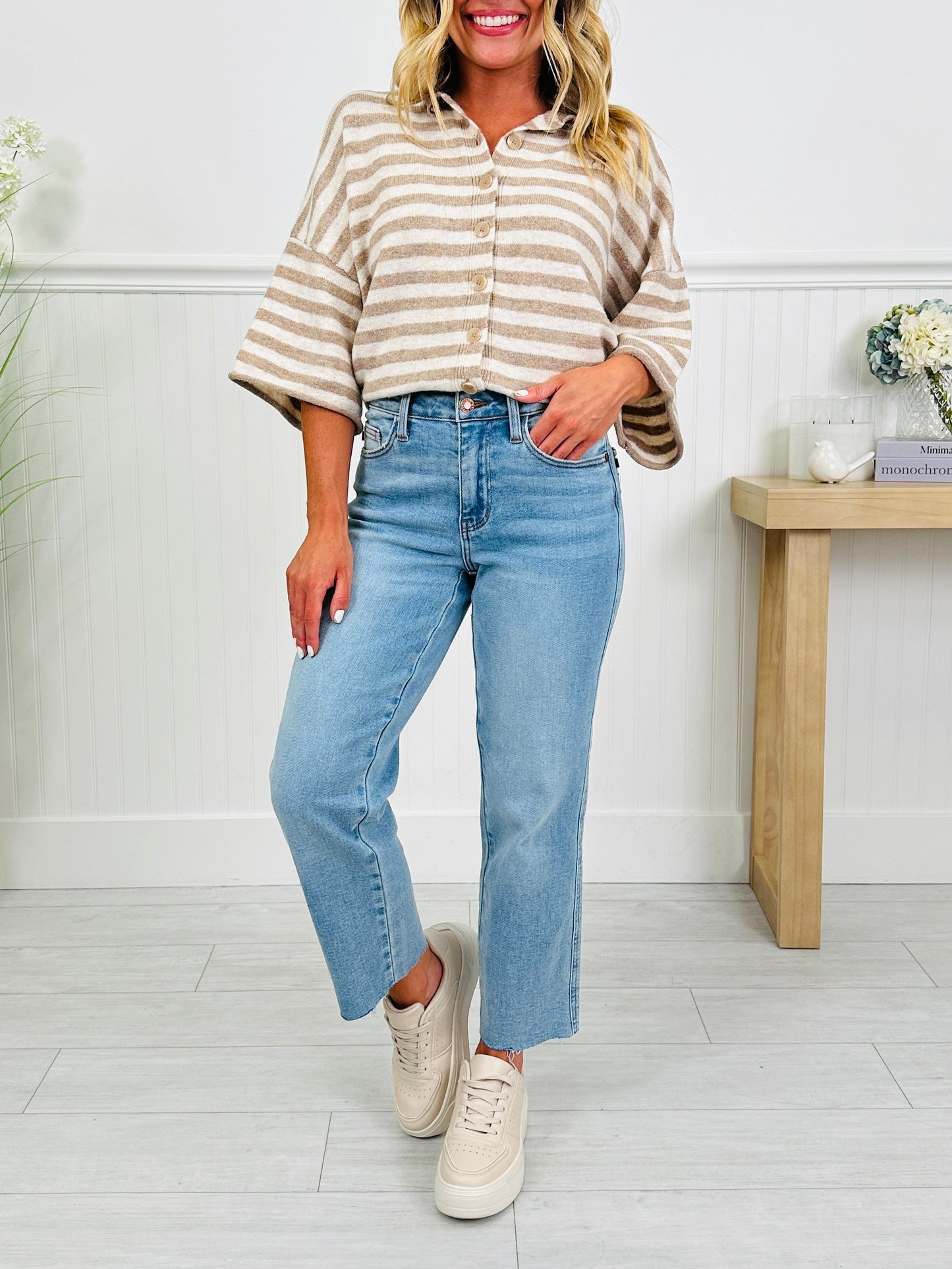 Judy Blue Feel Good Fit Ankle Straight Jeans