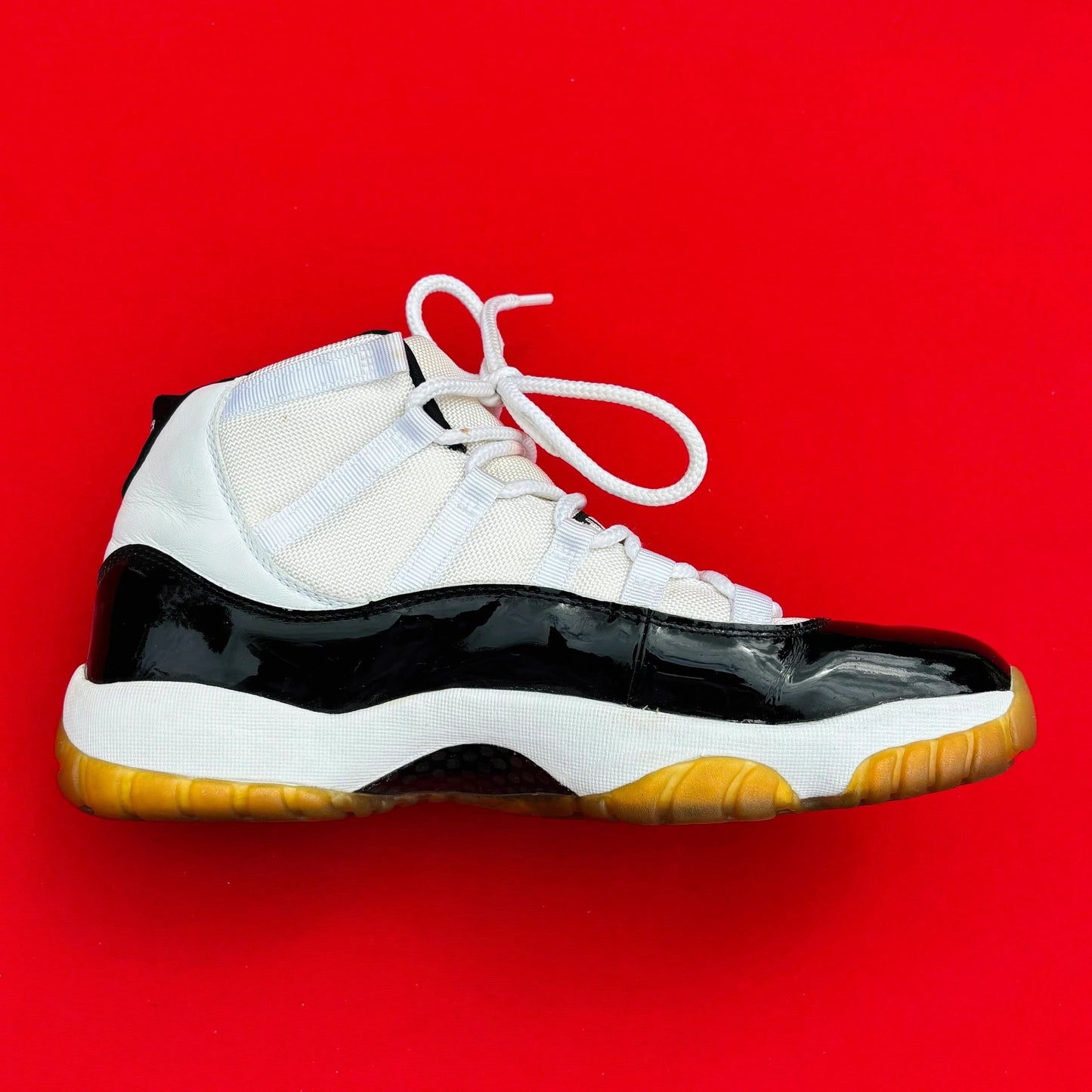 Nike Air Jordan 11 XI Concord 2001 Size 11.5