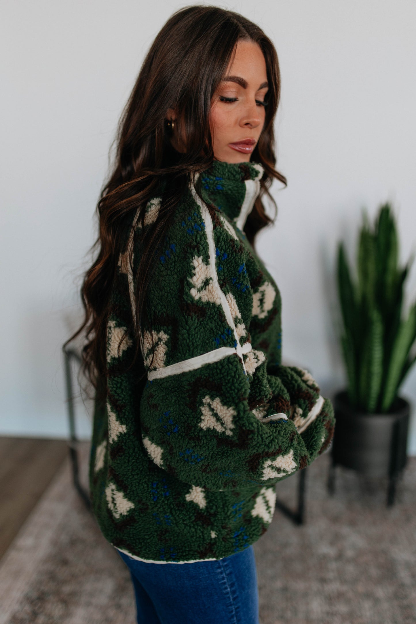 Roam Free Pullover