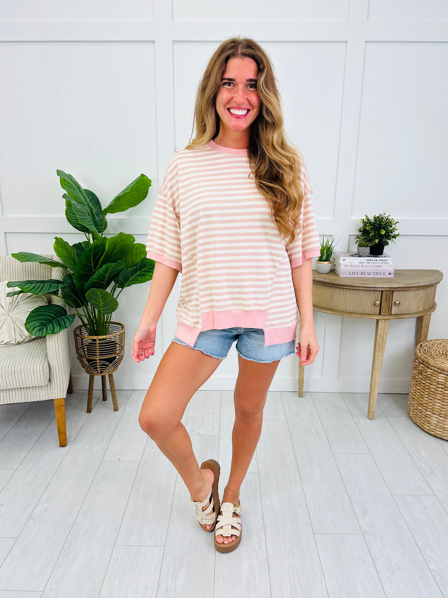 The Relaxed Line Top