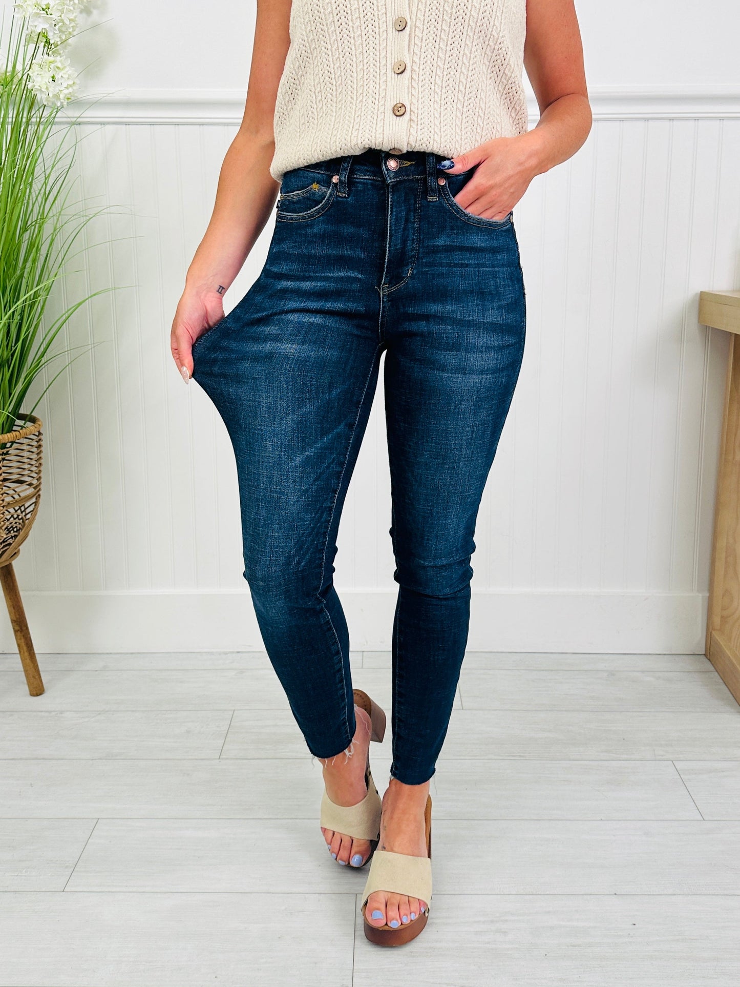 Judy Blue The Trifecta Tummy Control And Butt Lifting Skinny Jeans
